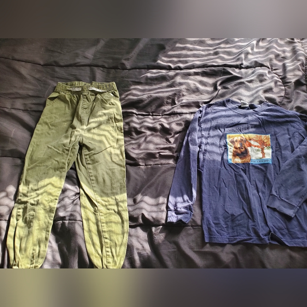 boys 10 olive green cargo pants and graphic long sleeve